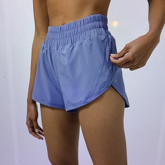 Lululemon Track That High-Rise Short 3” - Size 4 - Picture 2 of 3
